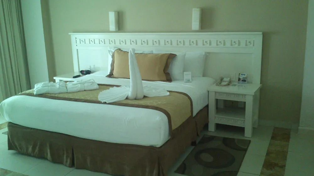 ***** Resort Bluebay Grand Esmeralda El Marlyn Azul Mexico