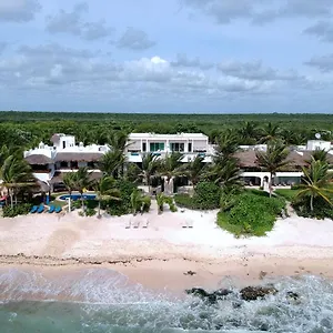 https://casa-coral-luxury-condos.allrivieramayahotels.com