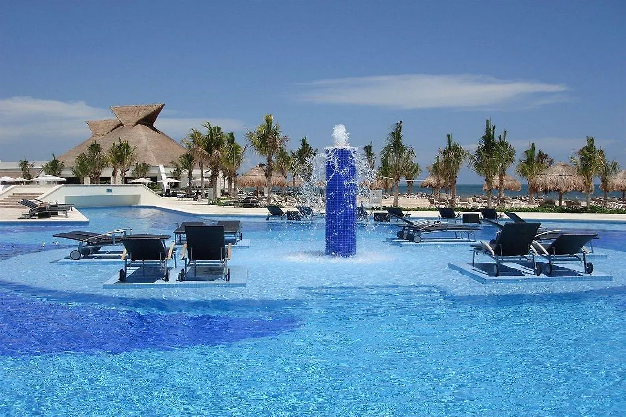 度假村 绿宝石全包式大酒店 El Marlyn Azul